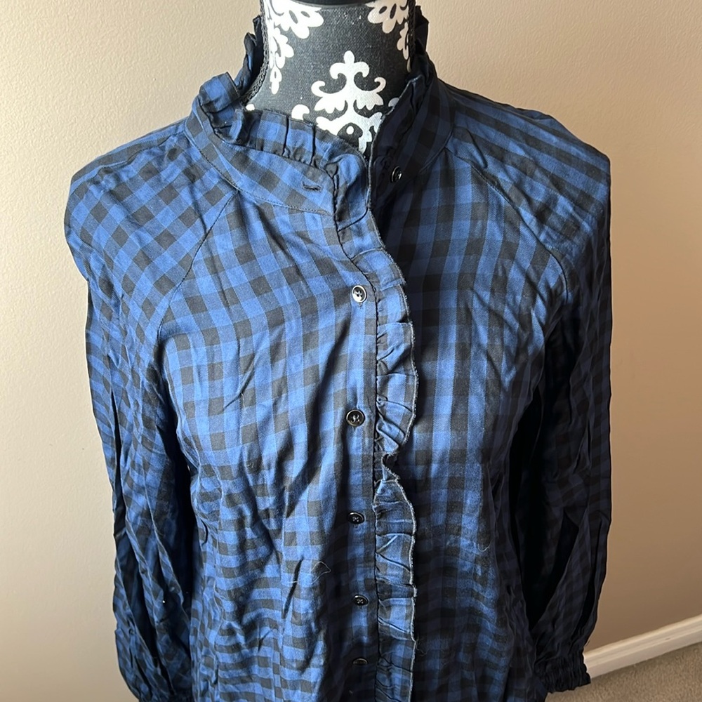 Cabi Aberdeen Shirt (style 3961) - Picture 3 of 14